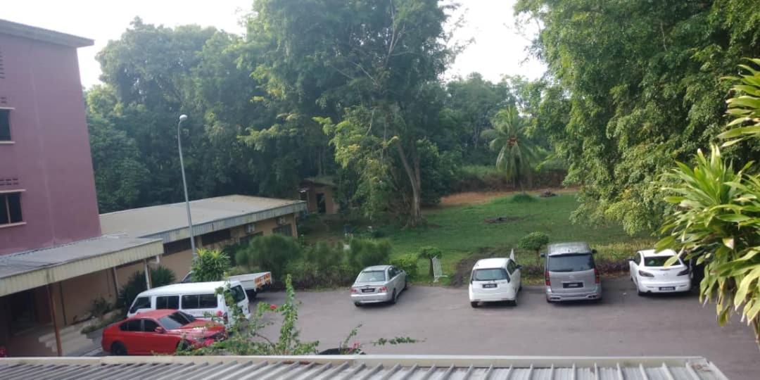 Mersing Merlin Inn Экстерьер фото