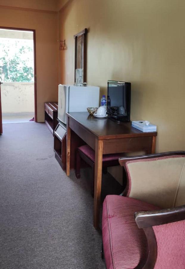 Mersing Merlin Inn Экстерьер фото