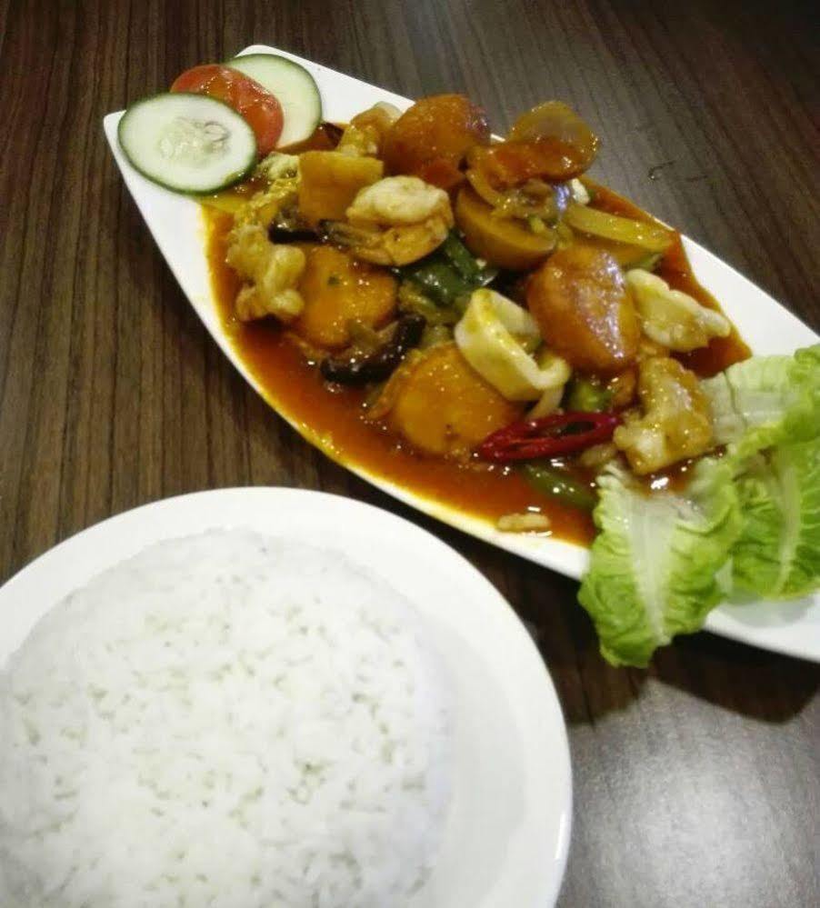 Mersing Merlin Inn Экстерьер фото