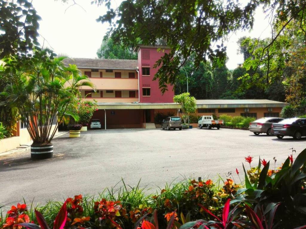 Mersing Merlin Inn Экстерьер фото