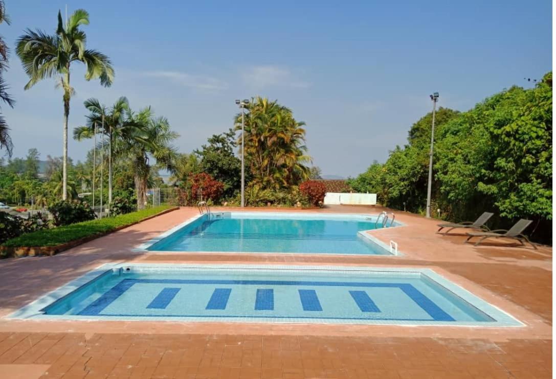 Mersing Merlin Inn Экстерьер фото